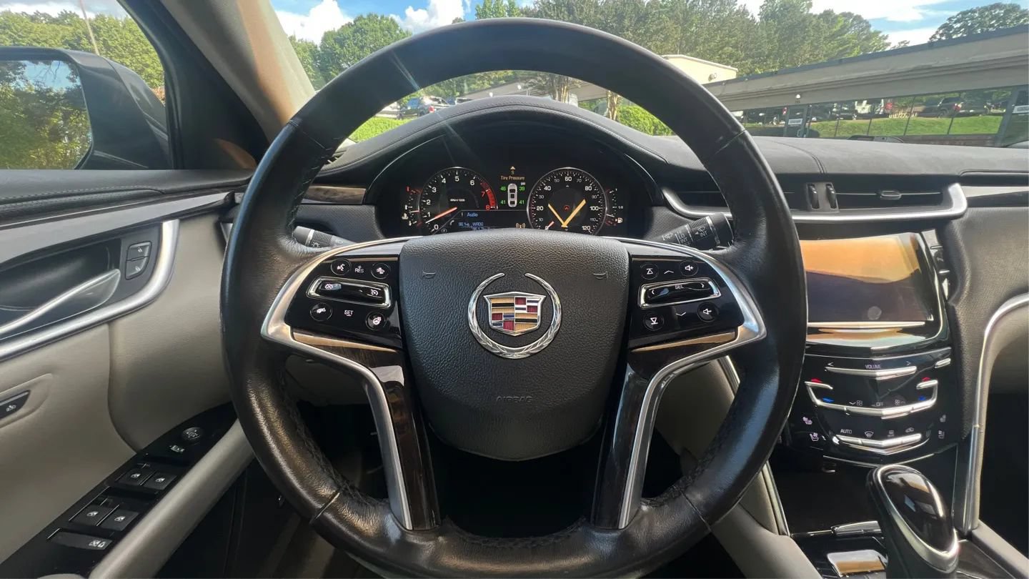 Used 2014 Cadillac XTS Premium FWD image 28