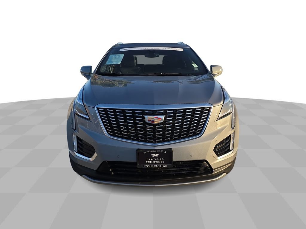 Used 2025 Cadillac XT5 Premium Luxury image 3