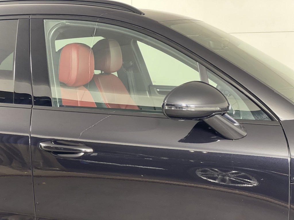 Certified 2023 Porsche Macan S image 18