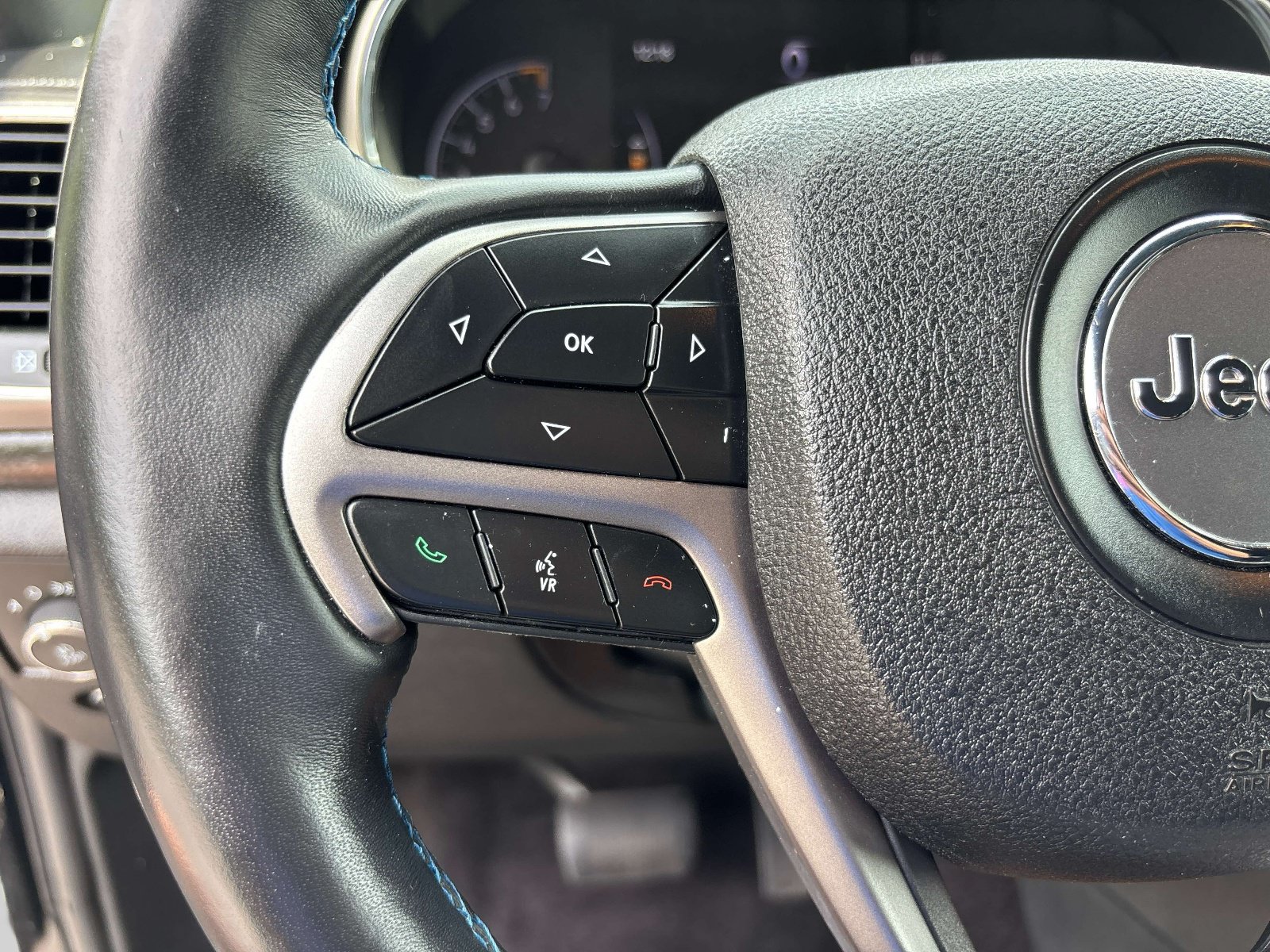 Used 2018 Jeep Grand Cherokee Laredo AWD/4WD image 20