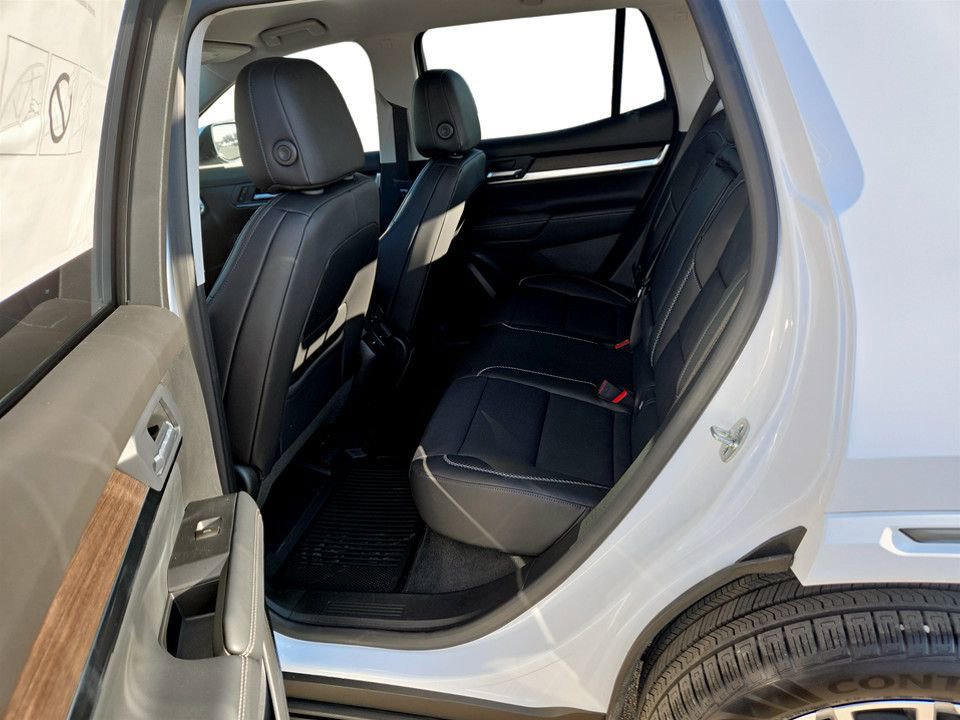 New 2026 GMC Terrain Denali w/ LPO, Floor Liner Package image 29