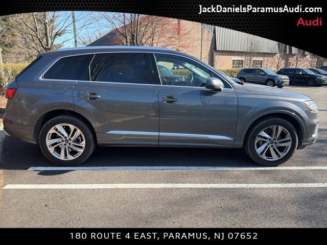 Used 2023 Audi Q7 2.0T Premium Plus w/ Premium Plus Package AWD/4WD image 4