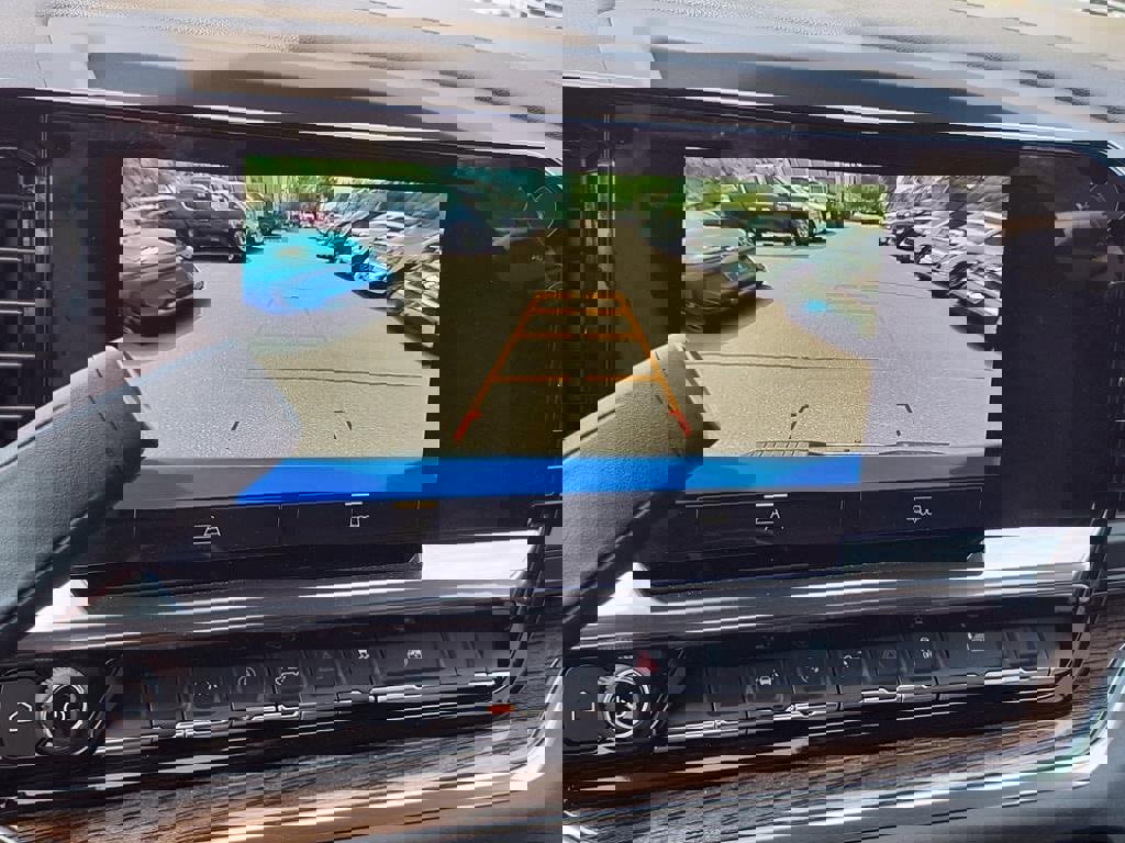 New 2025 Chevrolet Silverado 1500 LT image 21