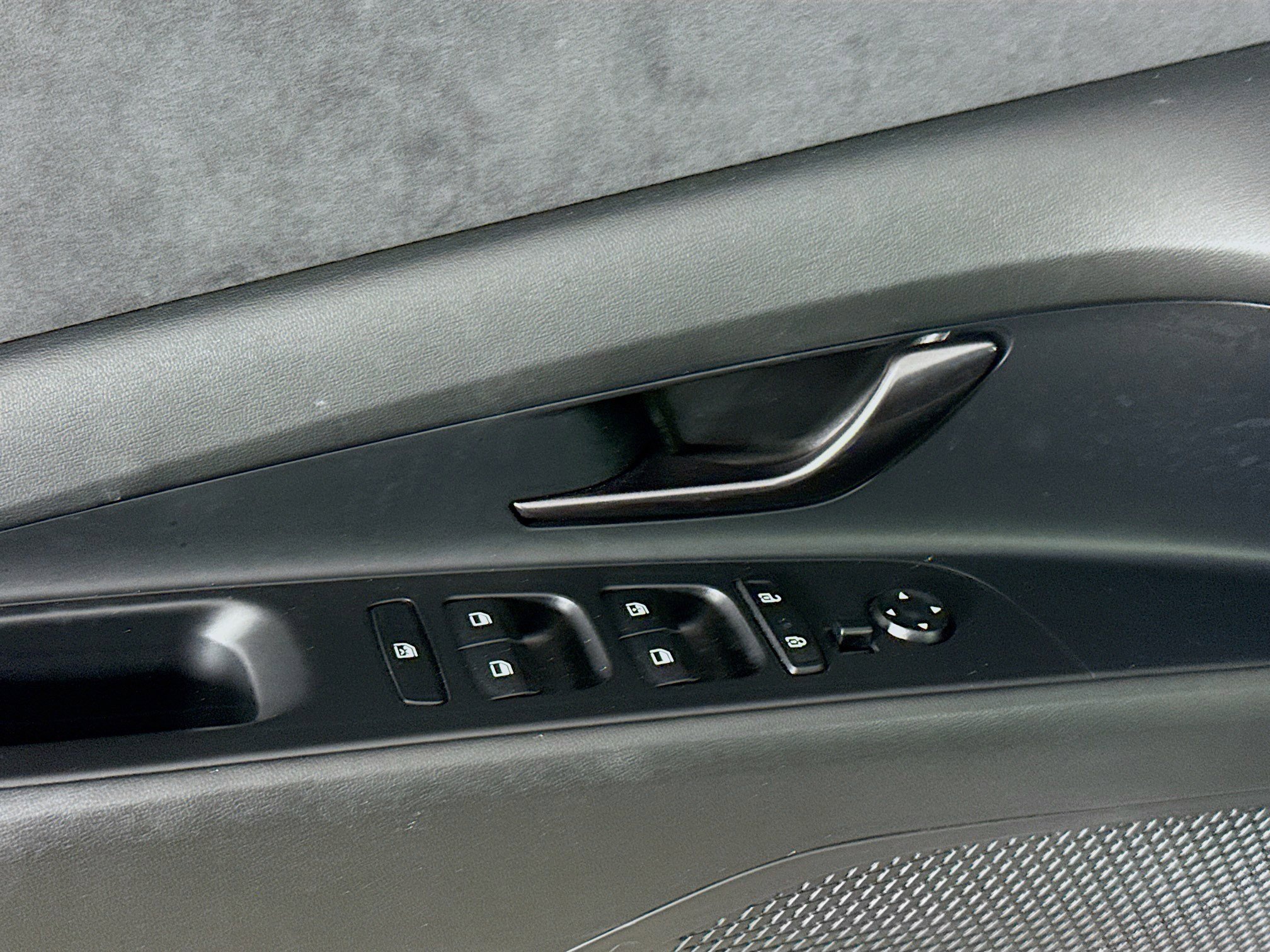 Used 2022 Hyundai Elantra N w/ Preferred Accessory Package image 24