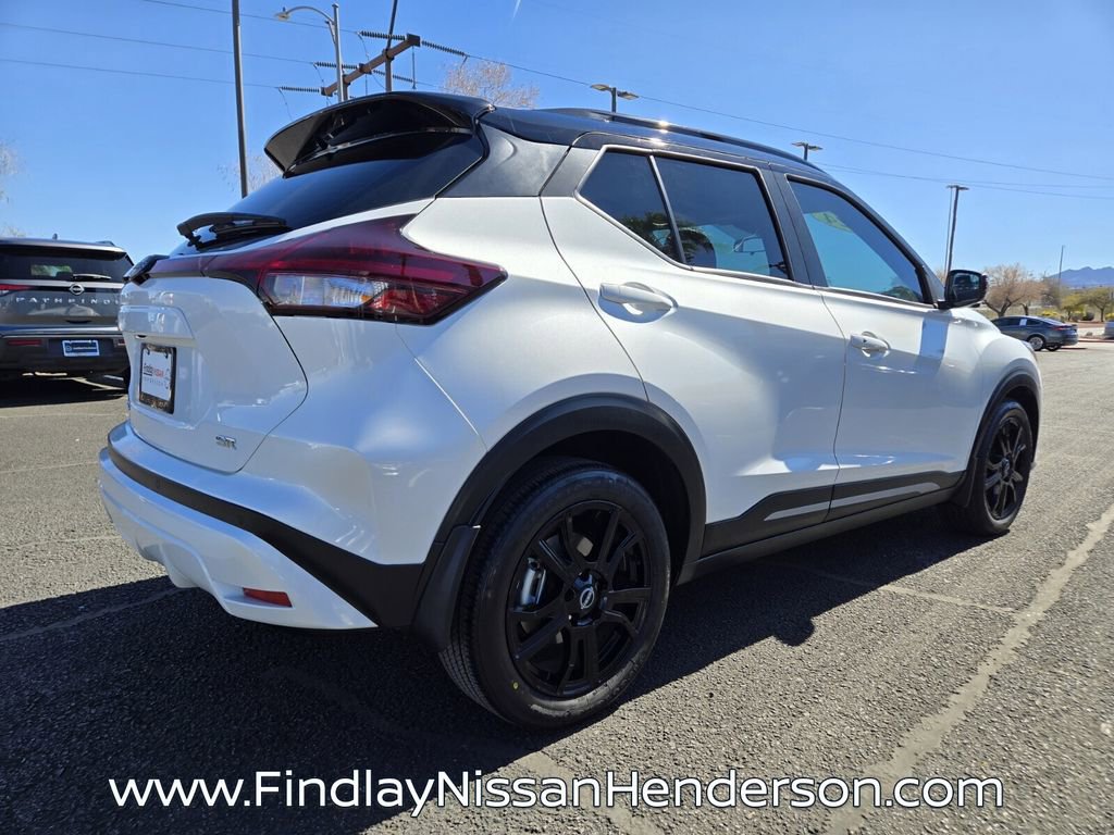 Used 2024 Nissan Kicks SR w/ SR Premium Package image 6