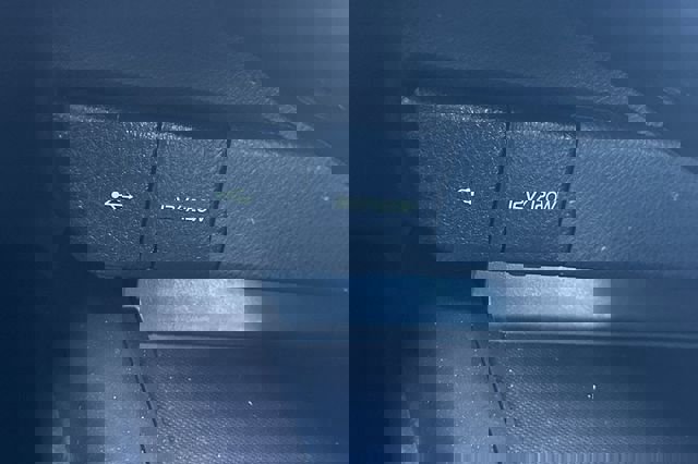 Used 2024 Toyota Camry LE image 34