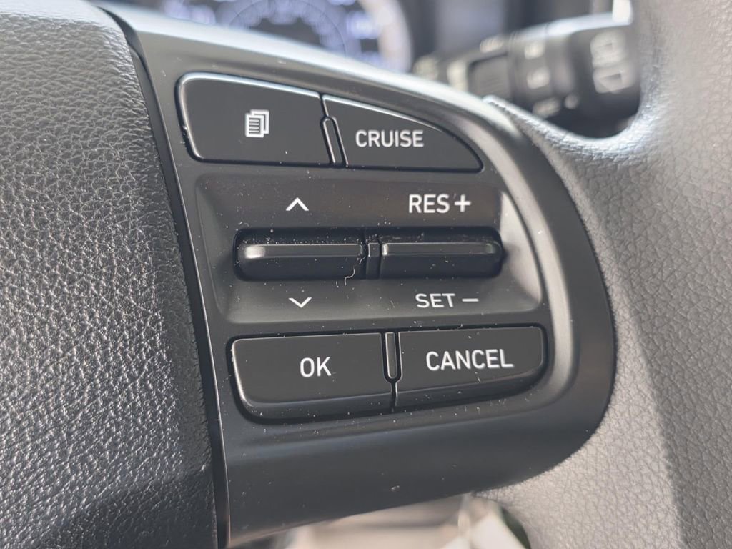 Used 2020 Hyundai Venue SEL FWD image 22