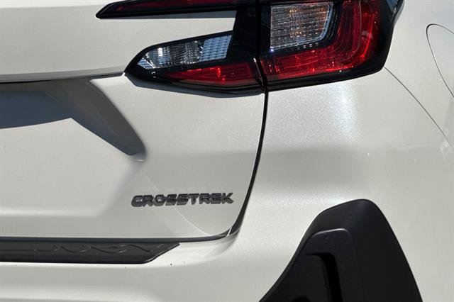 Used 2024 Subaru Crosstrek 2.0i Premium AWD/4WD image 32