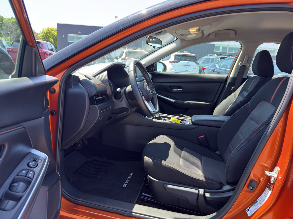 Certified 2024 Nissan Sentra SR FWD image 11