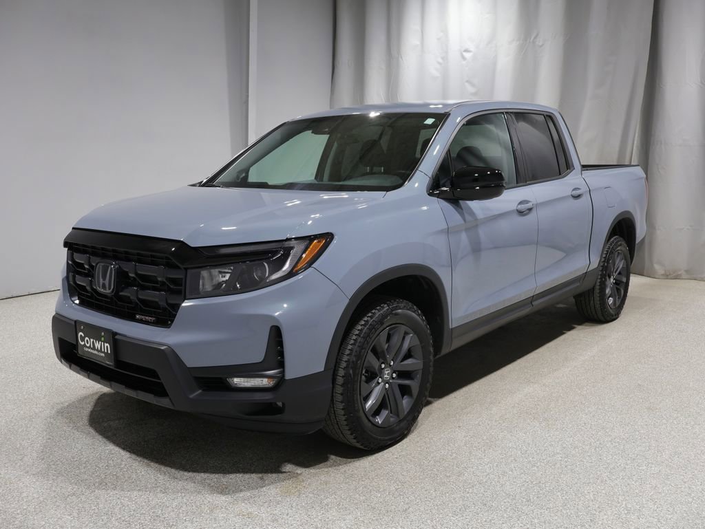 Used 2025 Honda Ridgeline Sport image 6