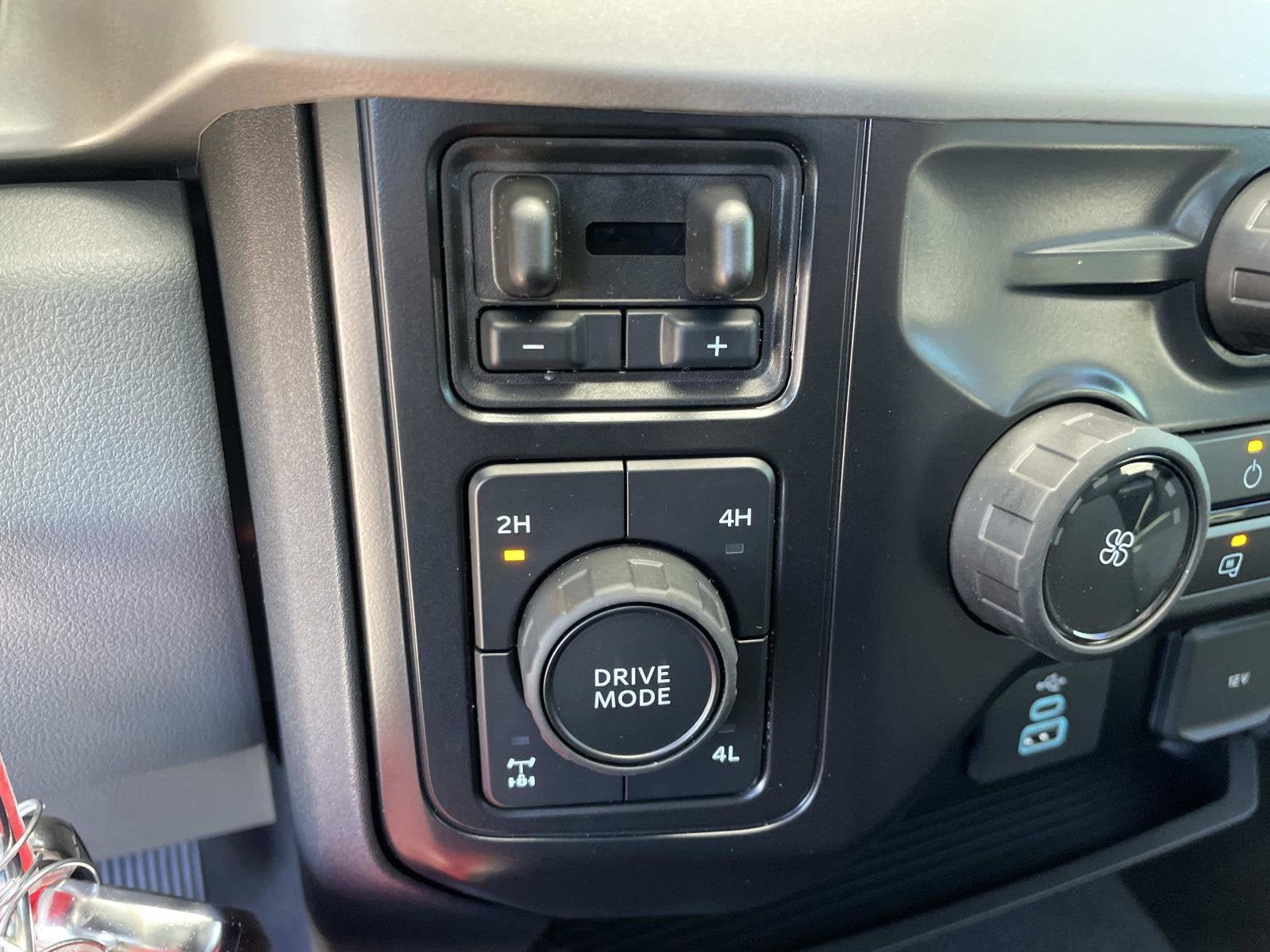 New 2026 Ford F250 XL w/ STX Appearance Package AWD/4WD image 11