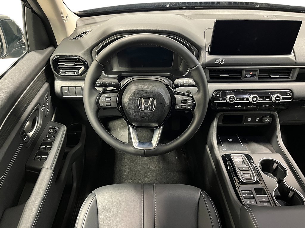 New 2026 Honda Pilot Touring image 17