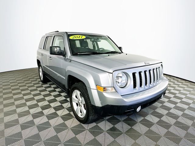 Used 2017 Jeep Patriot Latitude image 3