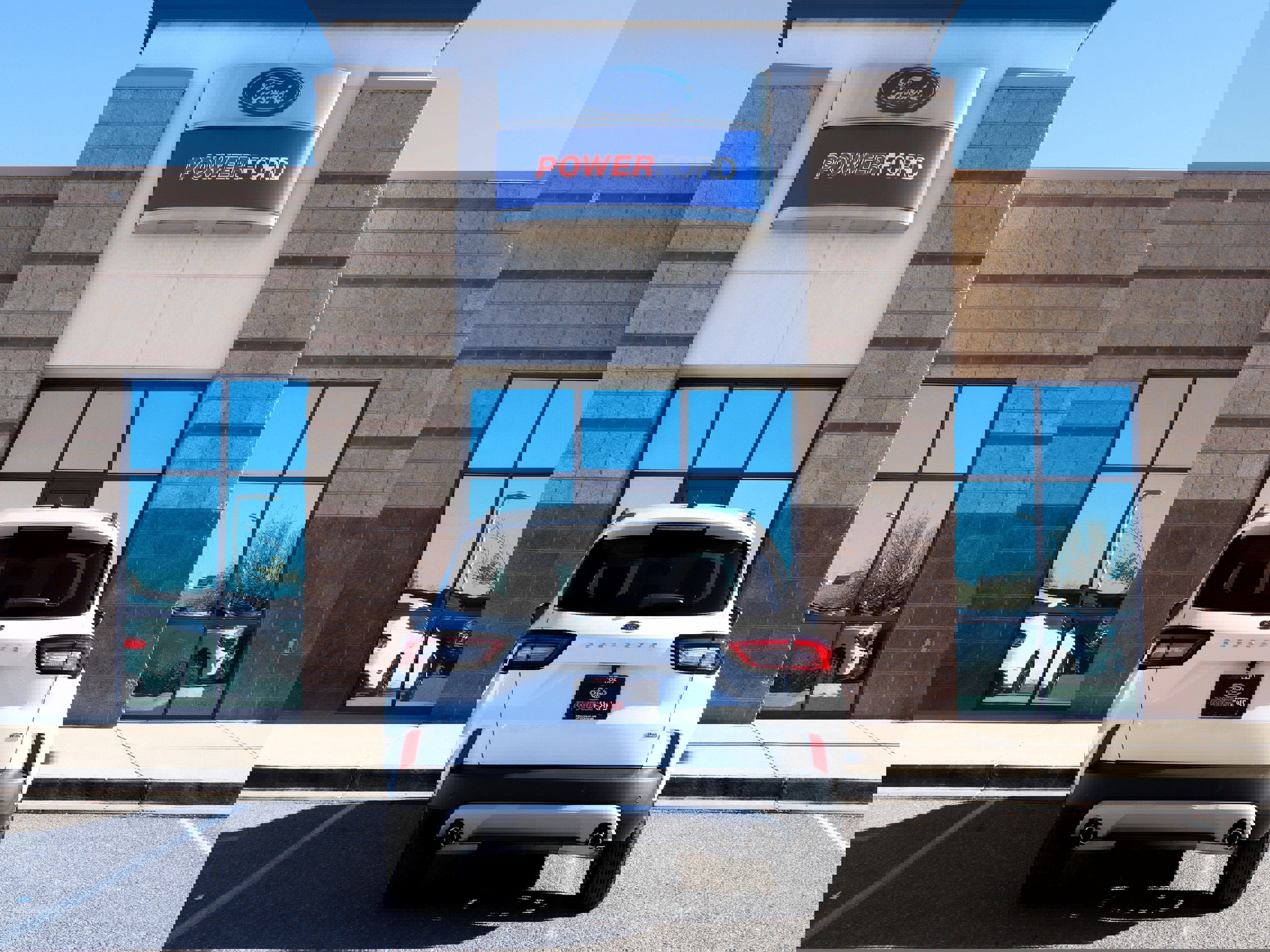 New 2026 Ford Escape SE image 7