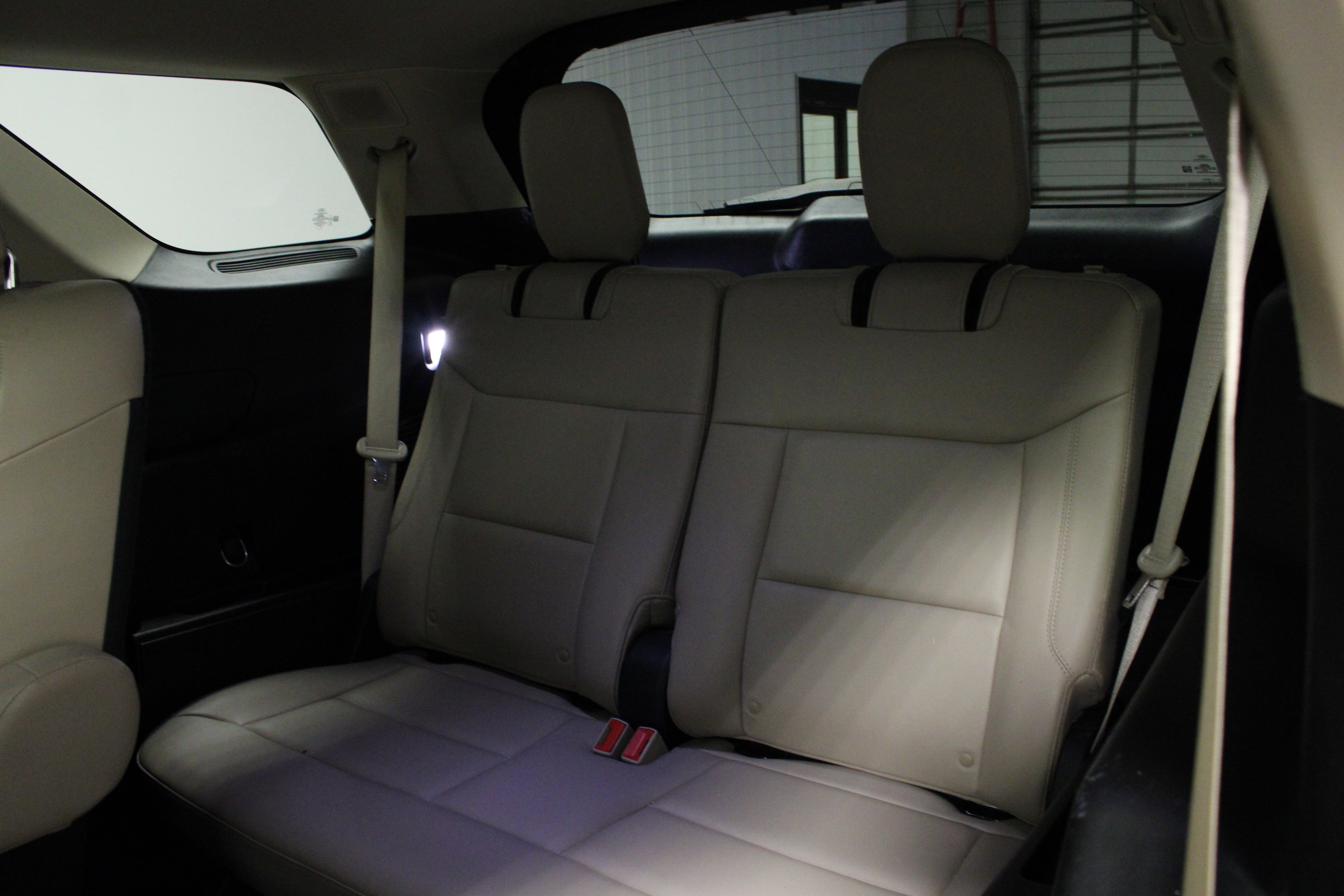 Used 2021 Ford Explorer Limited w/ Hybrid Equipment Group 310A image 14