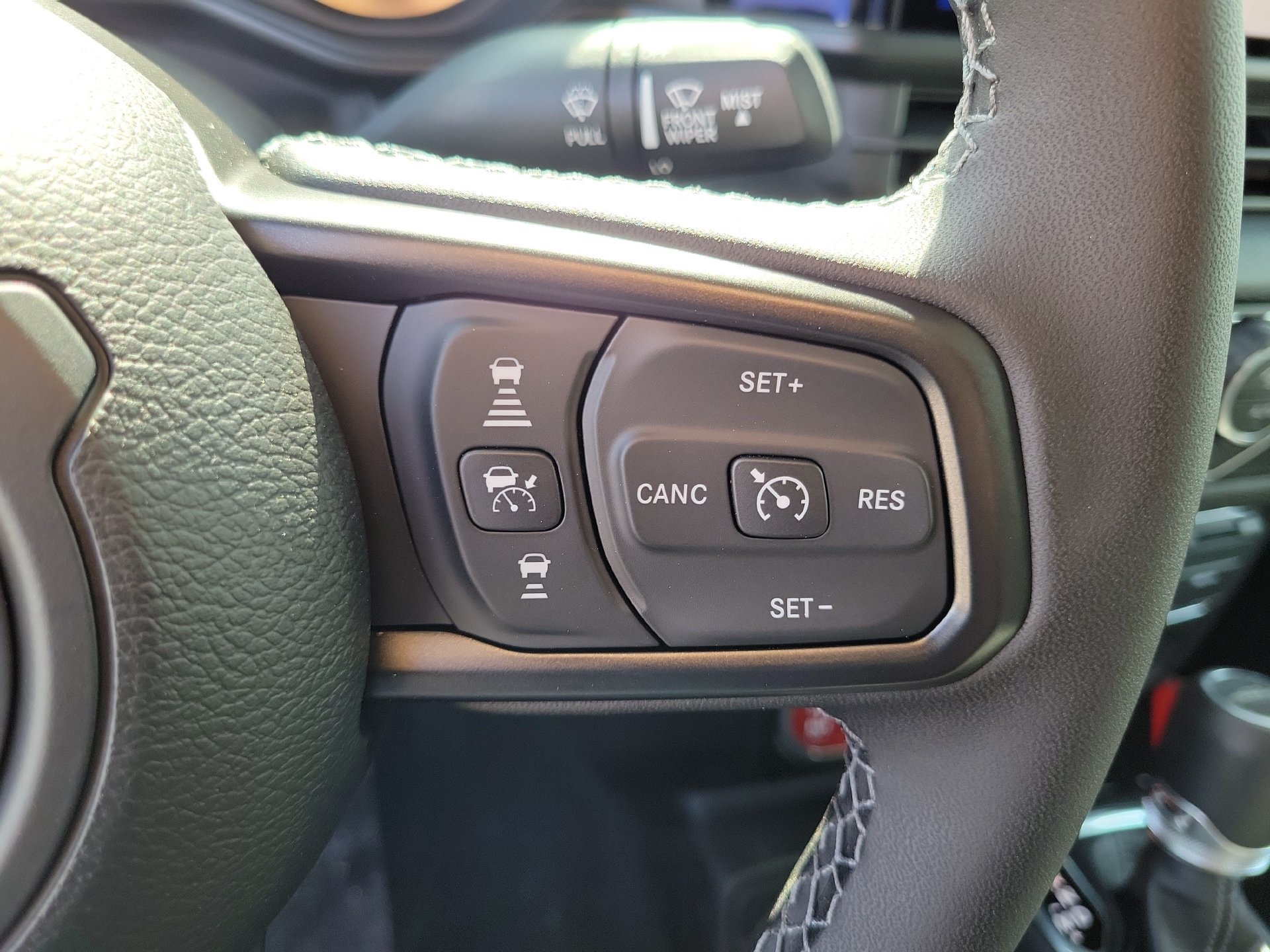 New 2026 Jeep Gladiator Sport AWD/4WD image 6