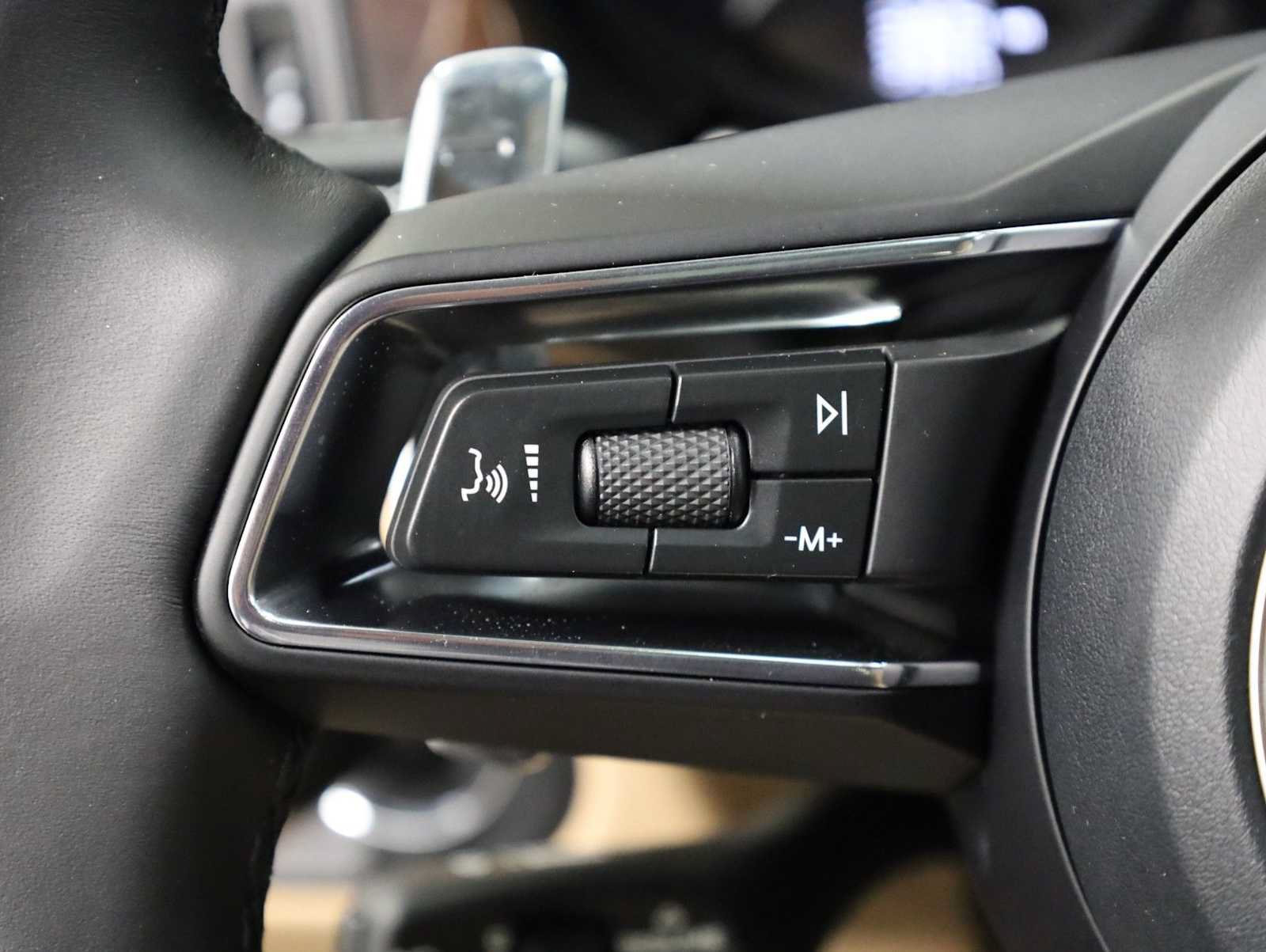 Used 2026 Porsche Macan S AWD/4WD image 27