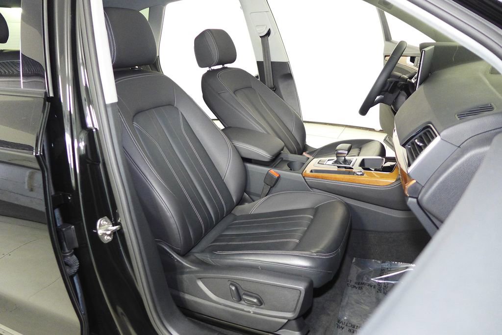 Used 2023 Audi Q5 2.0T Premium Plus w/ Premium Plus Package image 19