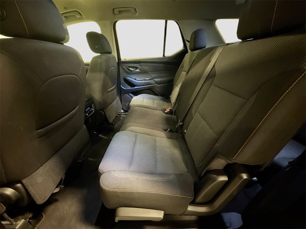 Used 2021 Chevrolet Traverse LS image 22