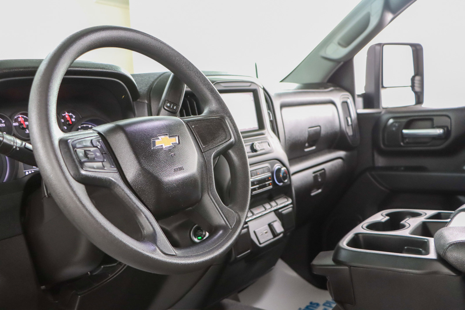 Used 2024 Chevrolet Silverado 2500 Custom image 23