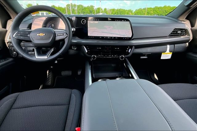 New 2026 Chevrolet Tahoe LS w/ LPO, Chrome Package AWD/4WD image 5