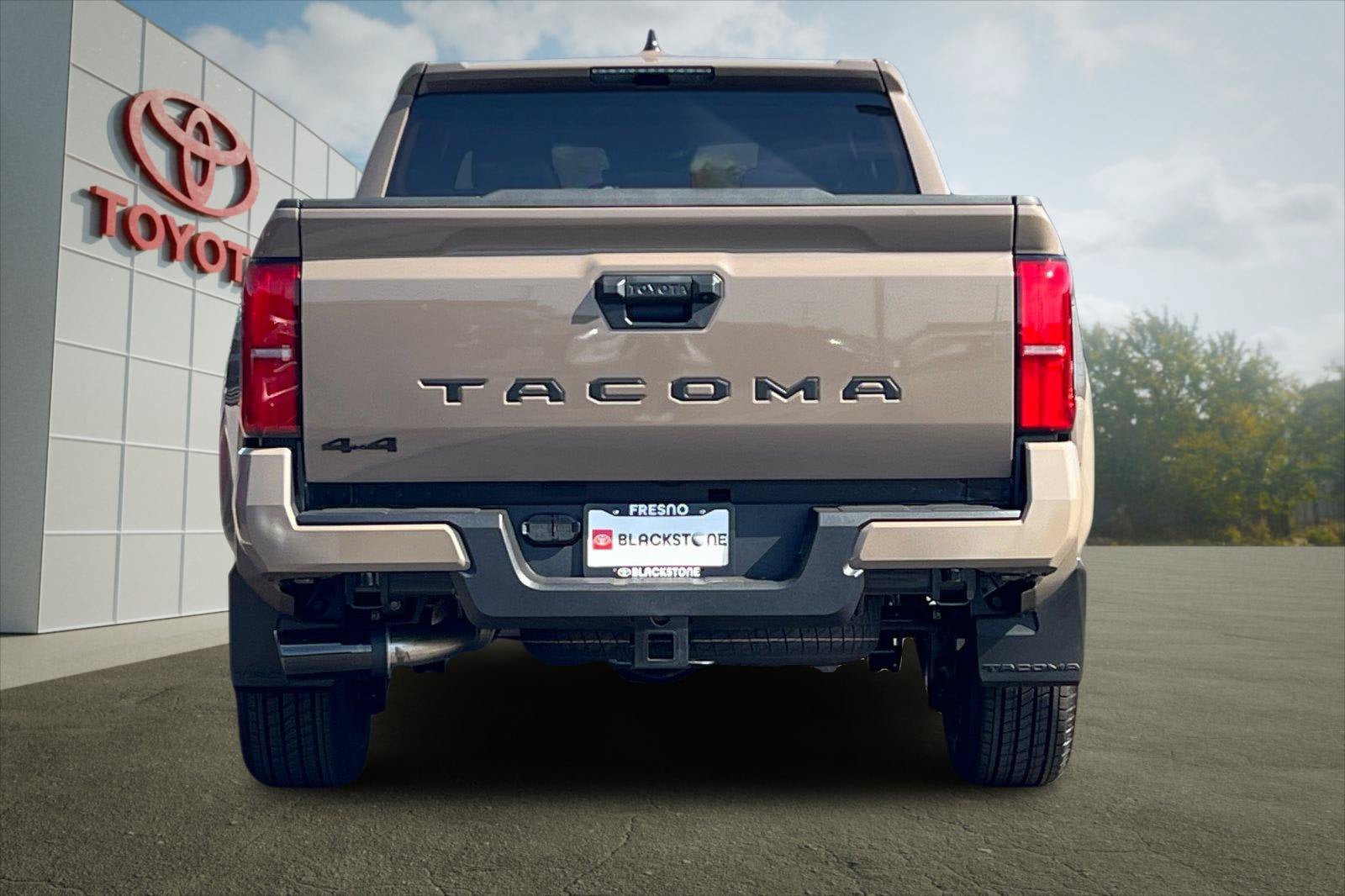 Certified 2026 Toyota Tacoma TRD Sport AWD/4WD image 4