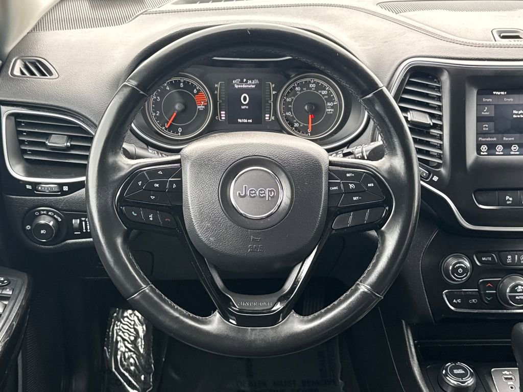 Used 2019 Jeep Cherokee Latitude Plus image 12