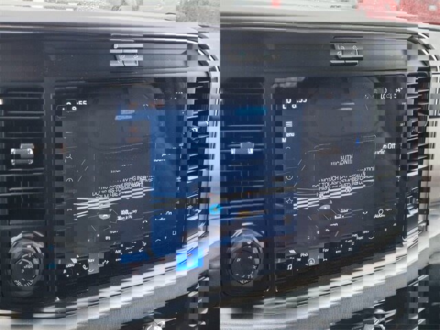 New 2026 Ford F350 4x4 Crew Cab Super Duty image 15