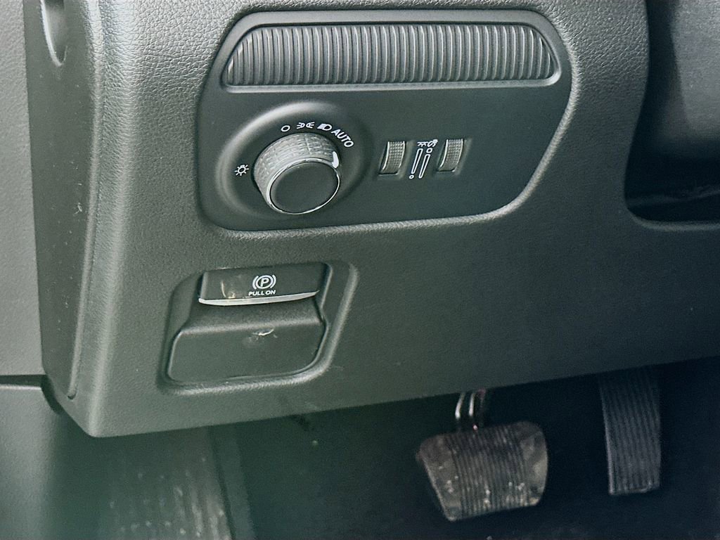 New 2026 Jeep Grand Wagoneer L Summit image 14