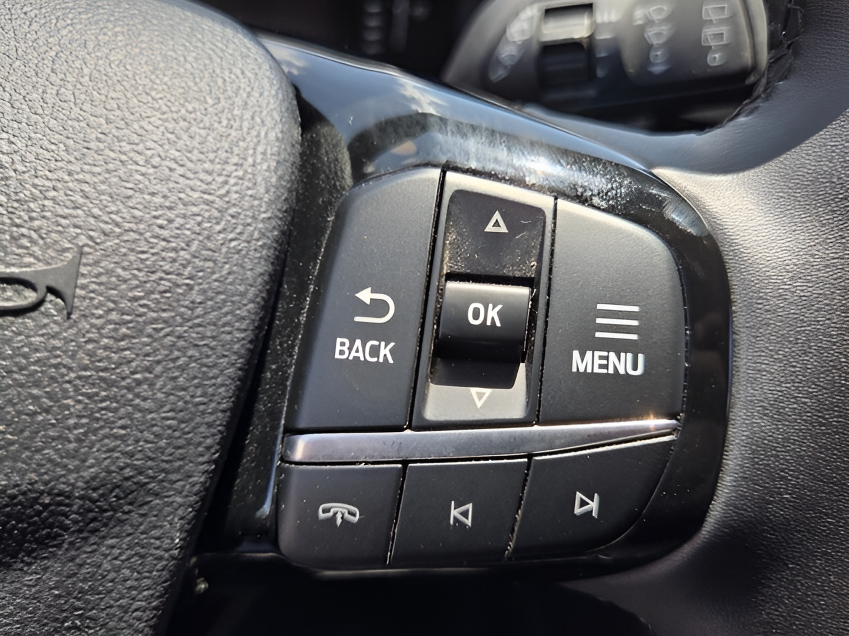 Used 2024 Ford Escape Active AWD/4WD image 25