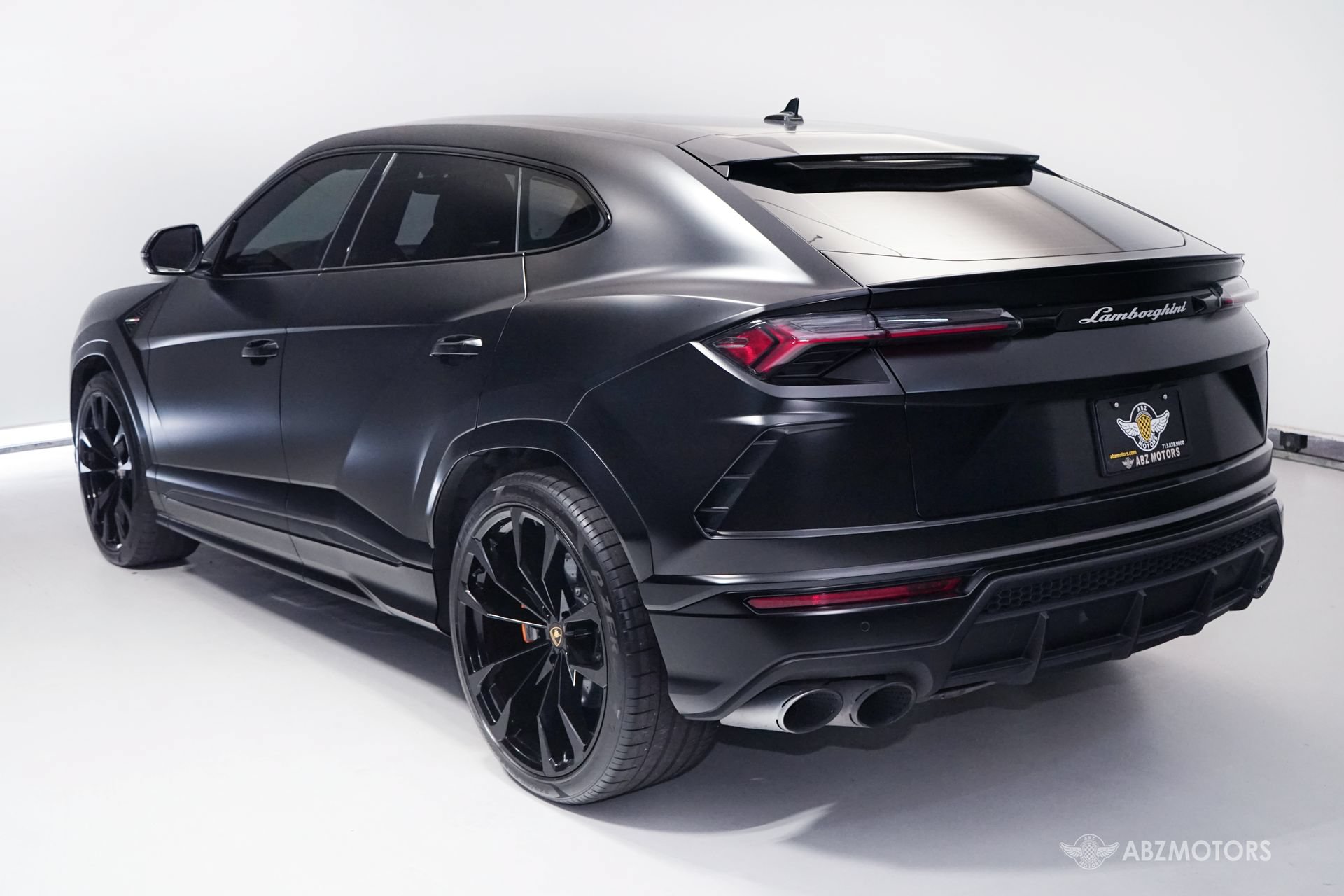 Used 2022 Lamborghini Urus AWD/4WD image 6
