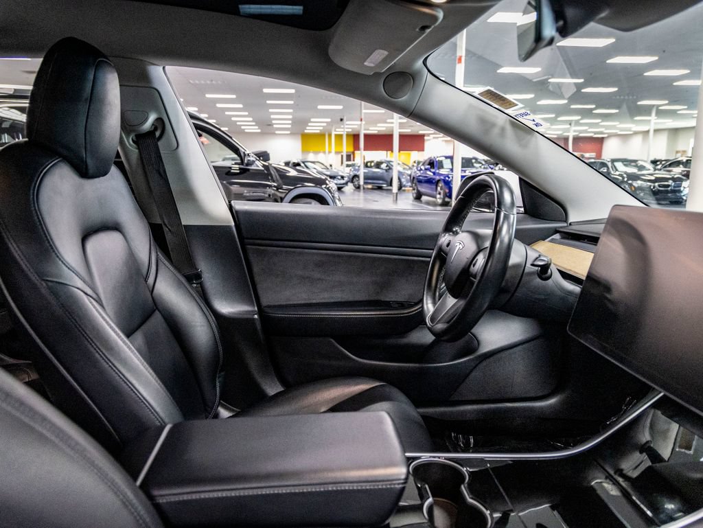 Used 2018 Tesla Model 3 Mid Range RWD image 25