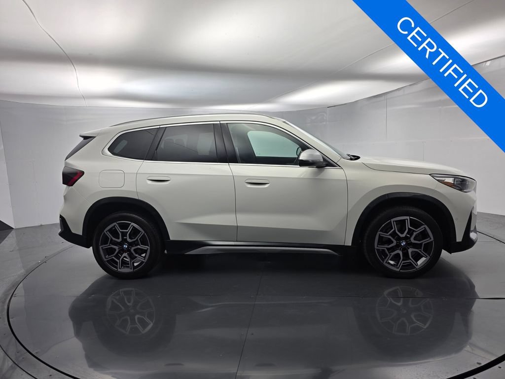 Certified 2023 BMW X1 xDrive28i w/ Convenience Package AWD/4WD video 3