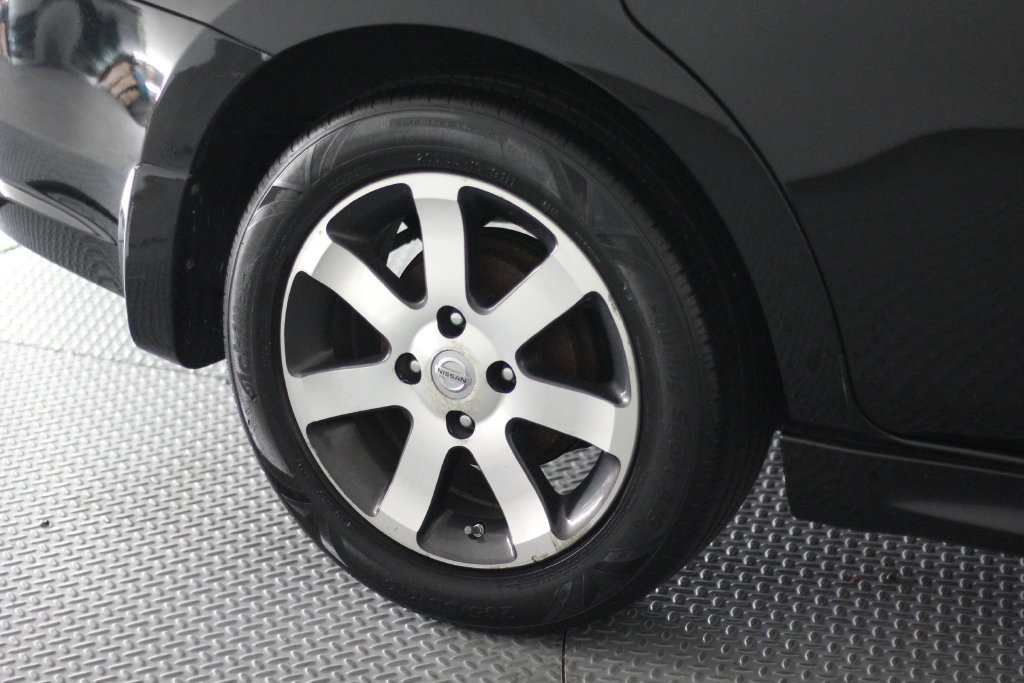 Used 2012 Nissan Sentra 2.0 SR w/ Special Edition Pkg FWD image 56