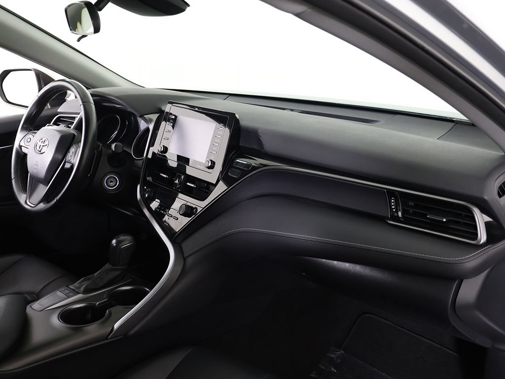 Used 2022 Toyota Camry SE FWD image 24
