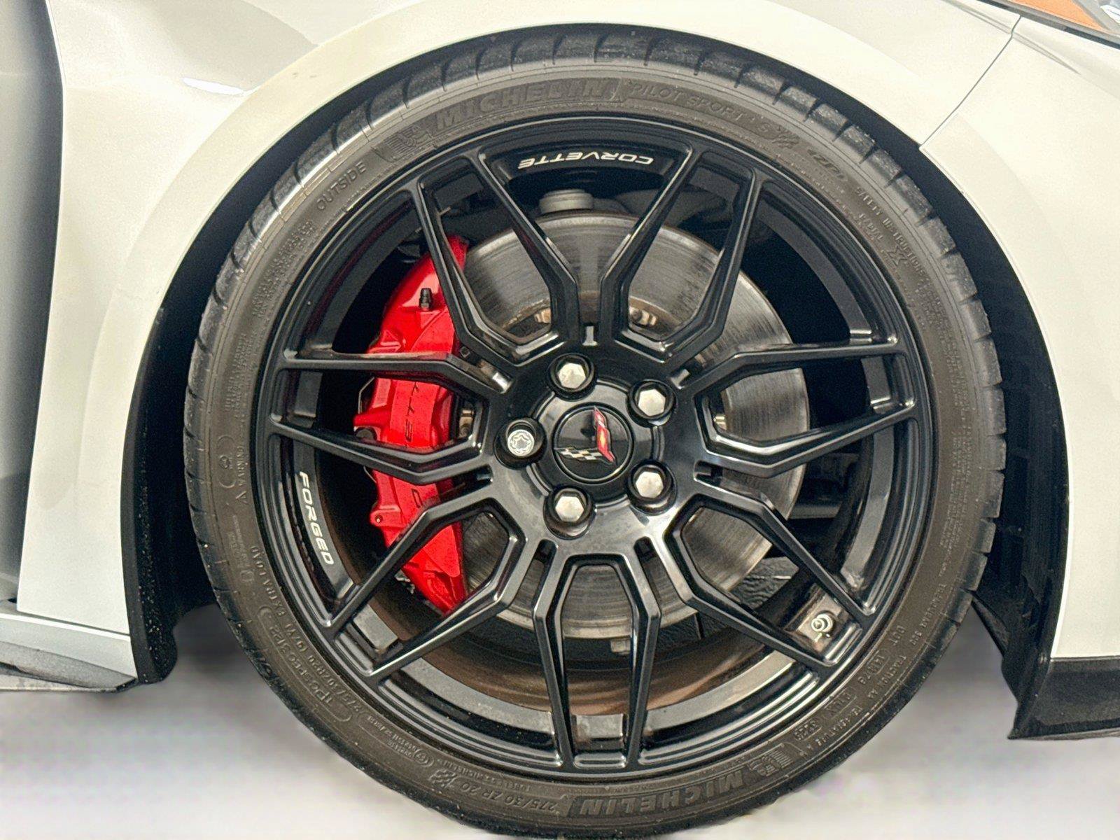 Used 2026 Chevrolet Corvette Z06 RWD image 33