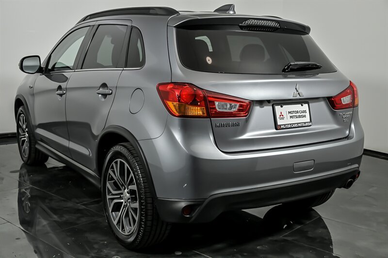 Used 2017 Mitsubishi Outlander Sport SEL FWD image 7