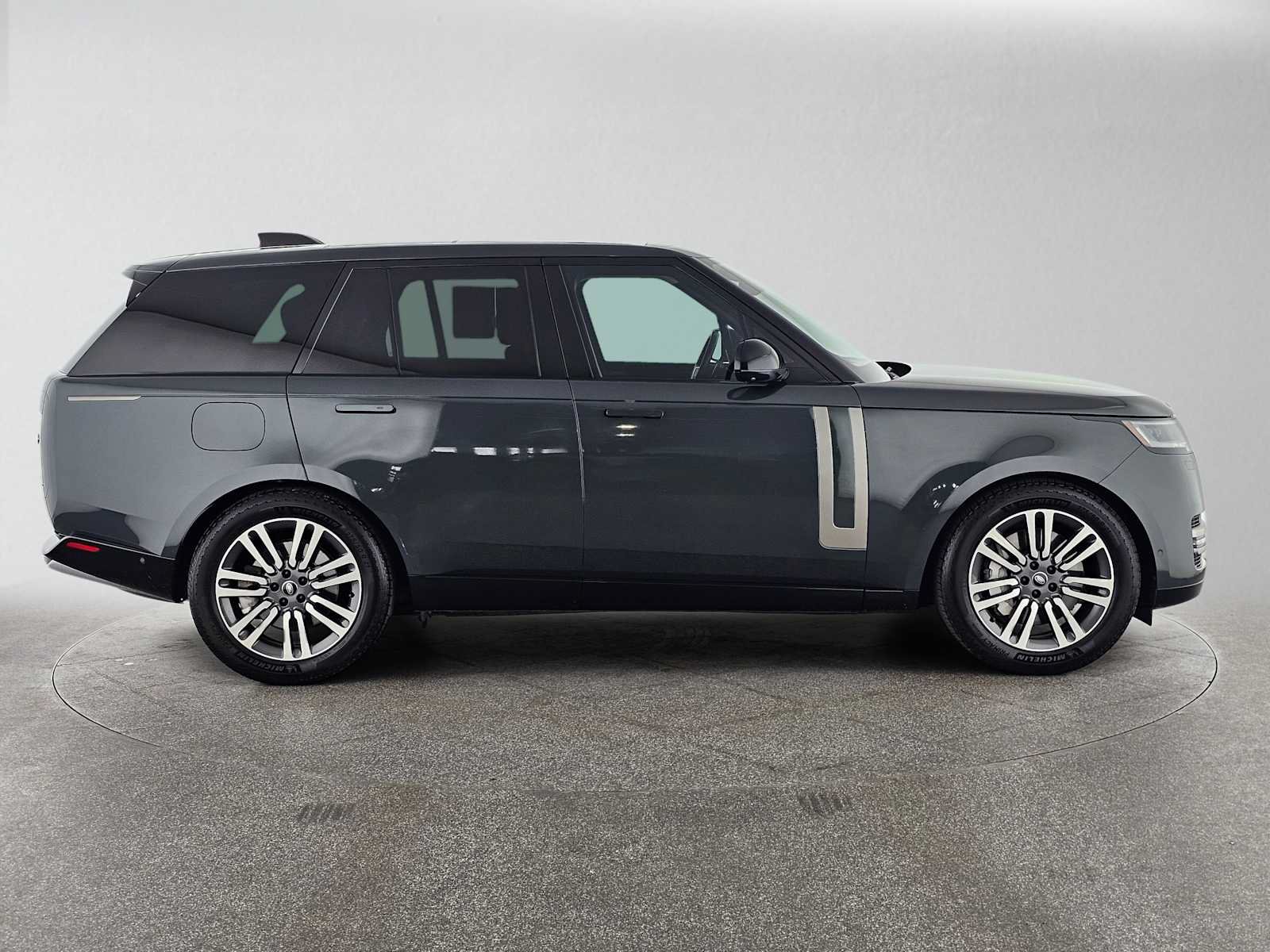 Certified 2023 Land Rover Range Rover SE AWD/4WD image 6