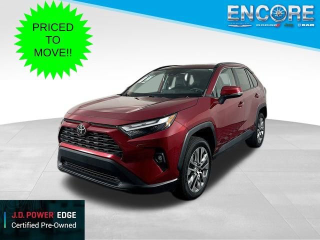 Used 2022 Toyota RAV4 XLE Premium image 1