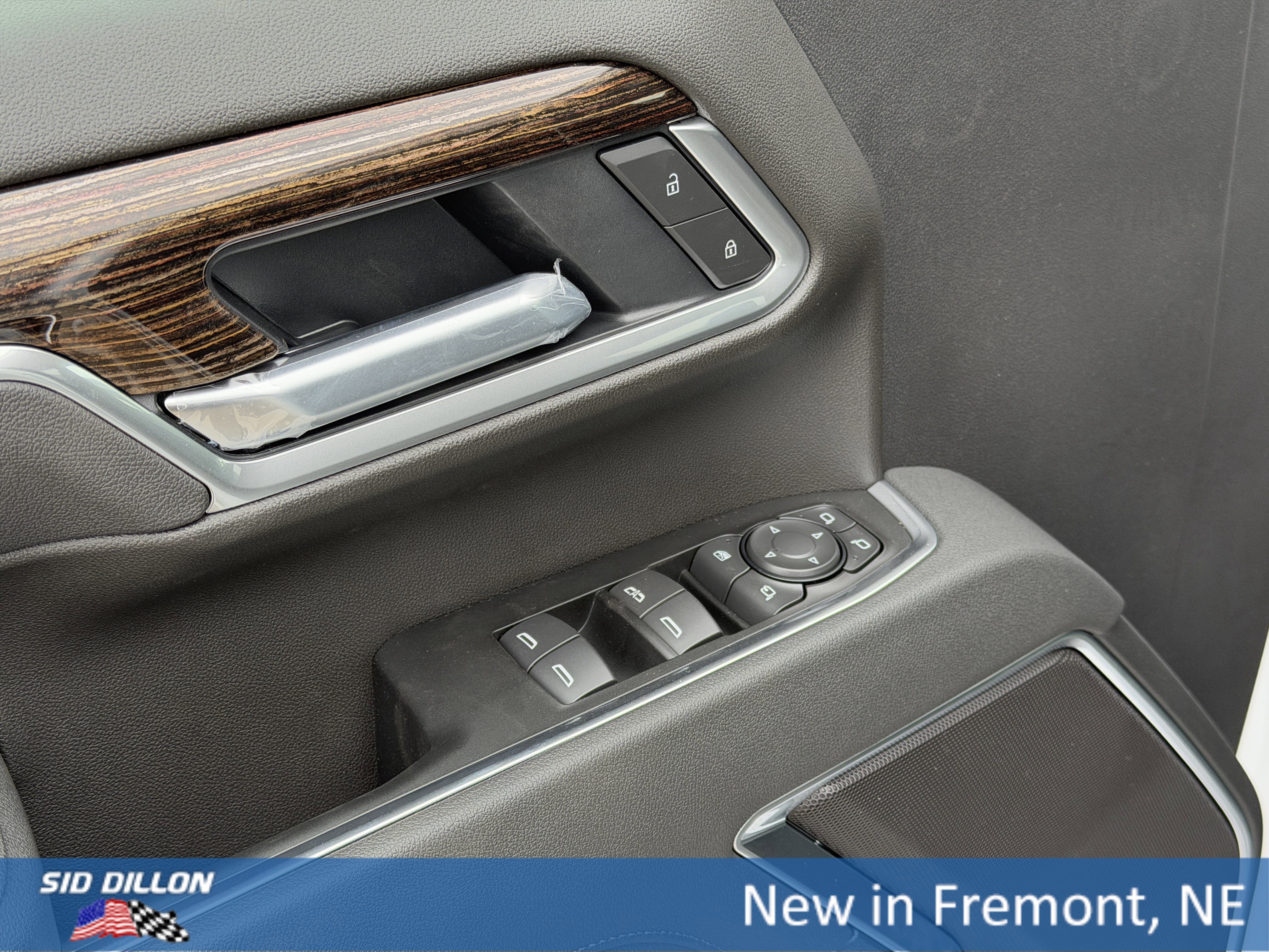 New 2026 GMC Sierra 3500 SLE w/ SLE Convenience Package image 14