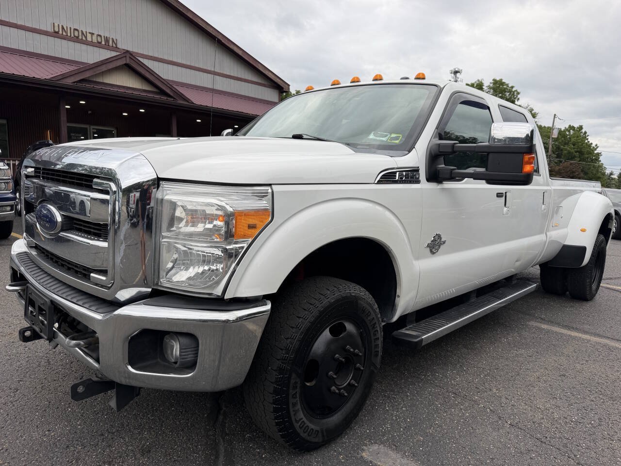 Used 2014 Ford F350 Lariat w/ Lariat Ultimate Package AWD/4WD image 1