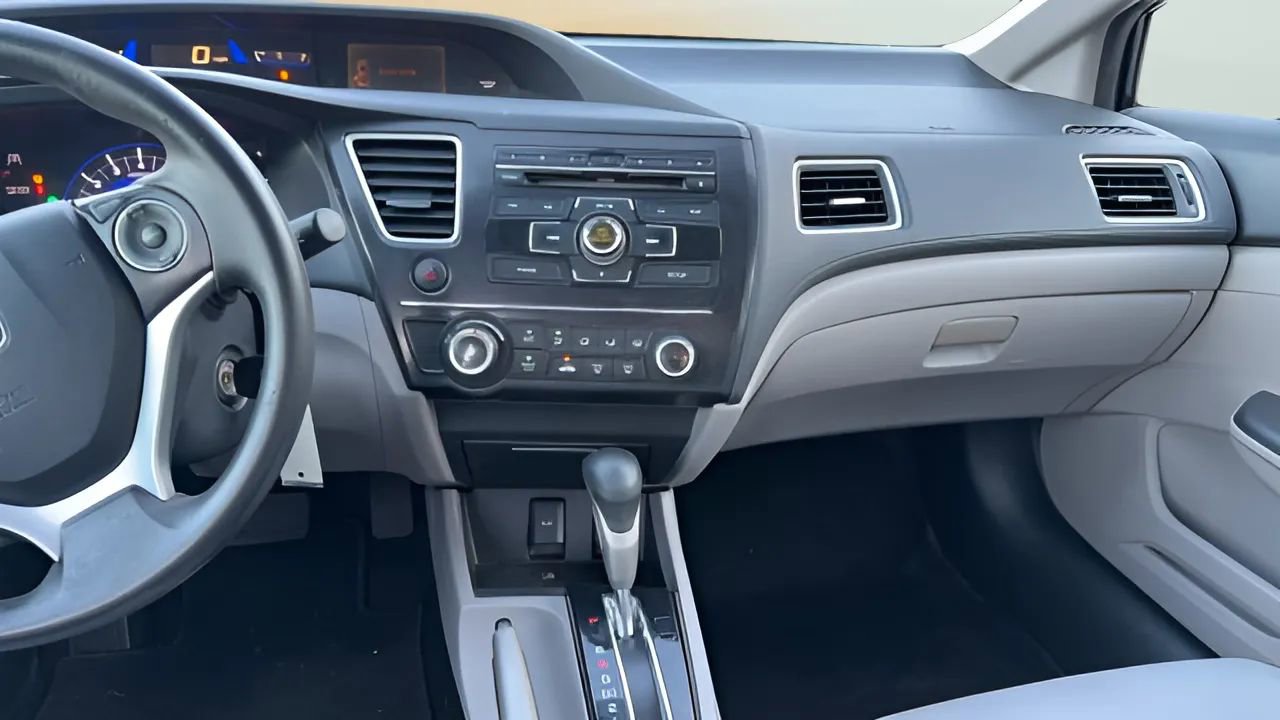 Used 2013 Honda Civic LX image 16