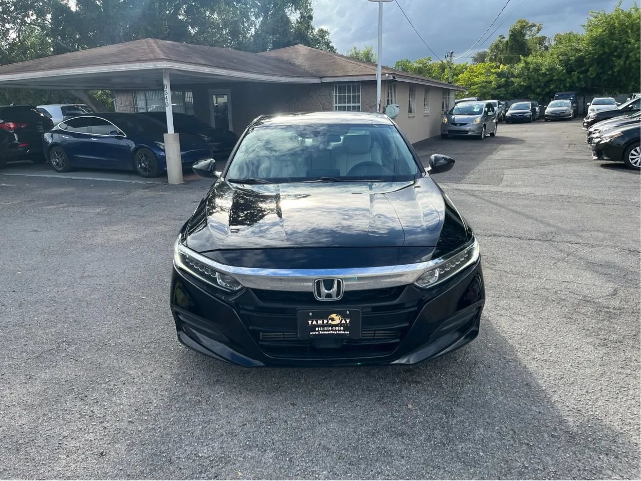 Used 2018 Honda Accord LX image 2