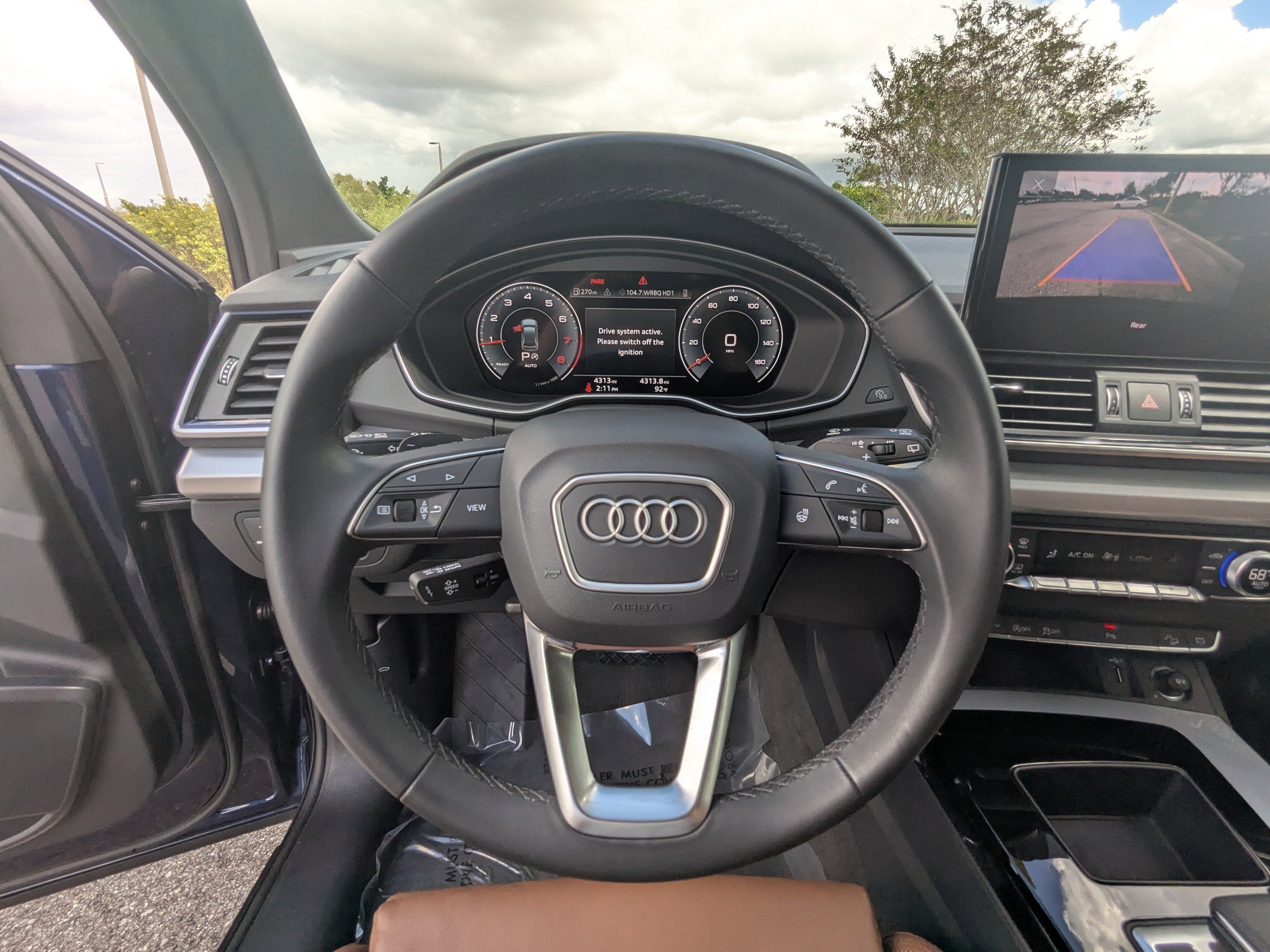 Certified 2025 Audi Q5 2.0T Premium w/ Convenience Plus Package image 32