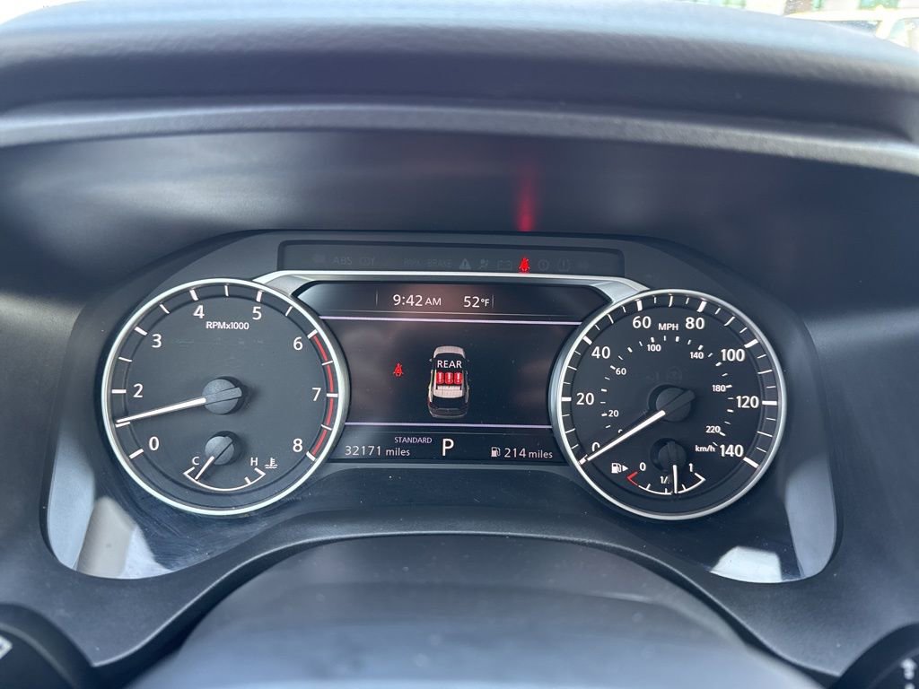 Used 2025 Nissan Rogue SV FWD image 22