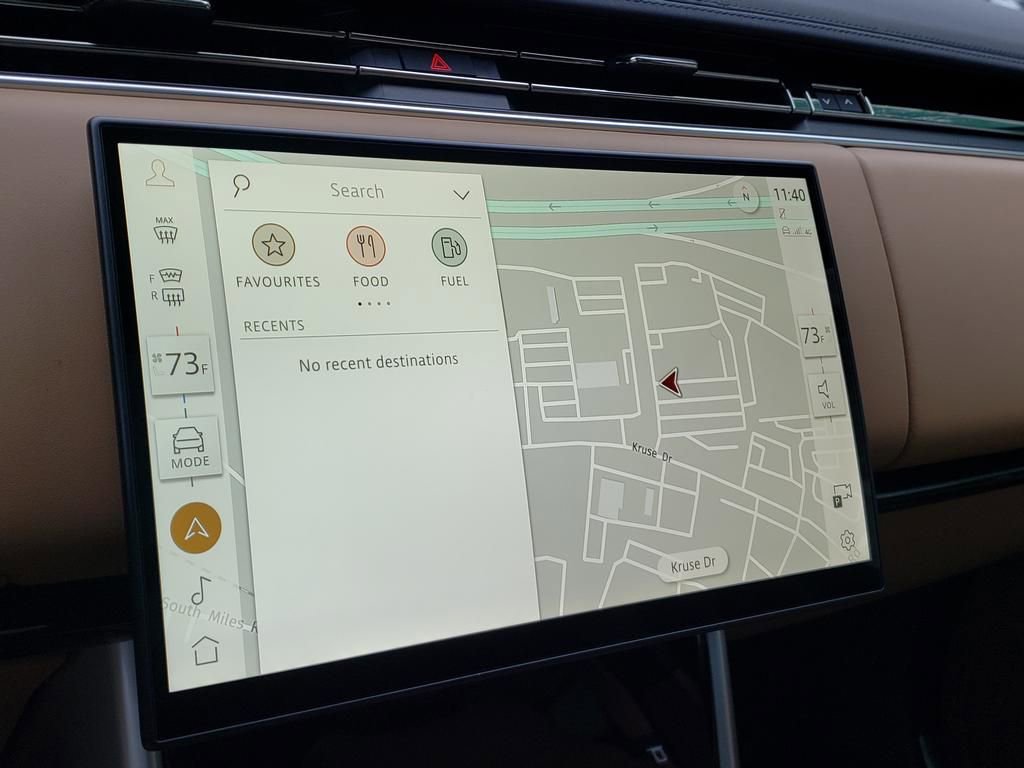 New 2025 Land Rover Range Rover SE image 20