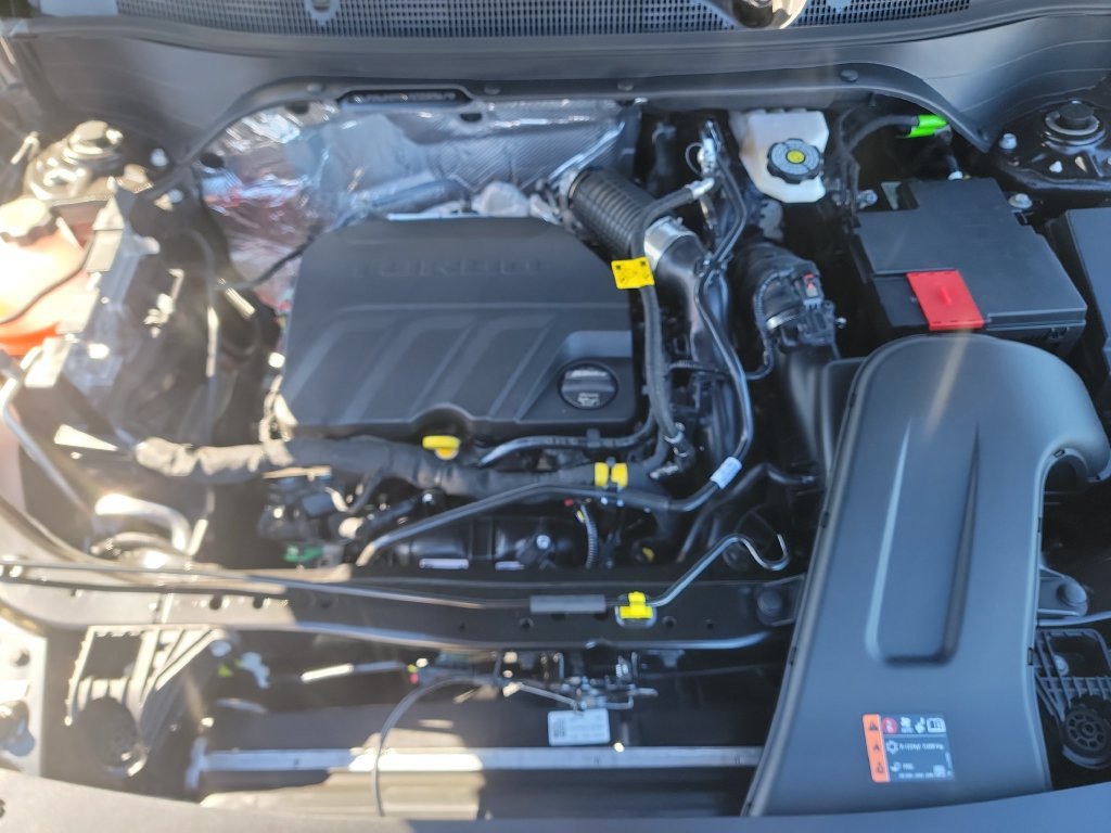 New 2026 Chevrolet Trax LS w/ LS Convenience Package FWD image 28