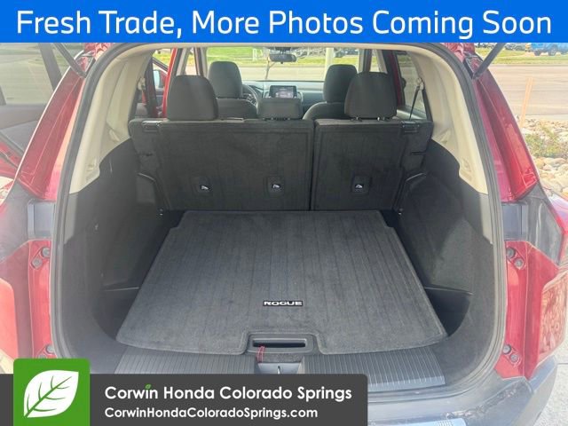 Used 2023 Nissan Rogue SV AWD/4WD image 10