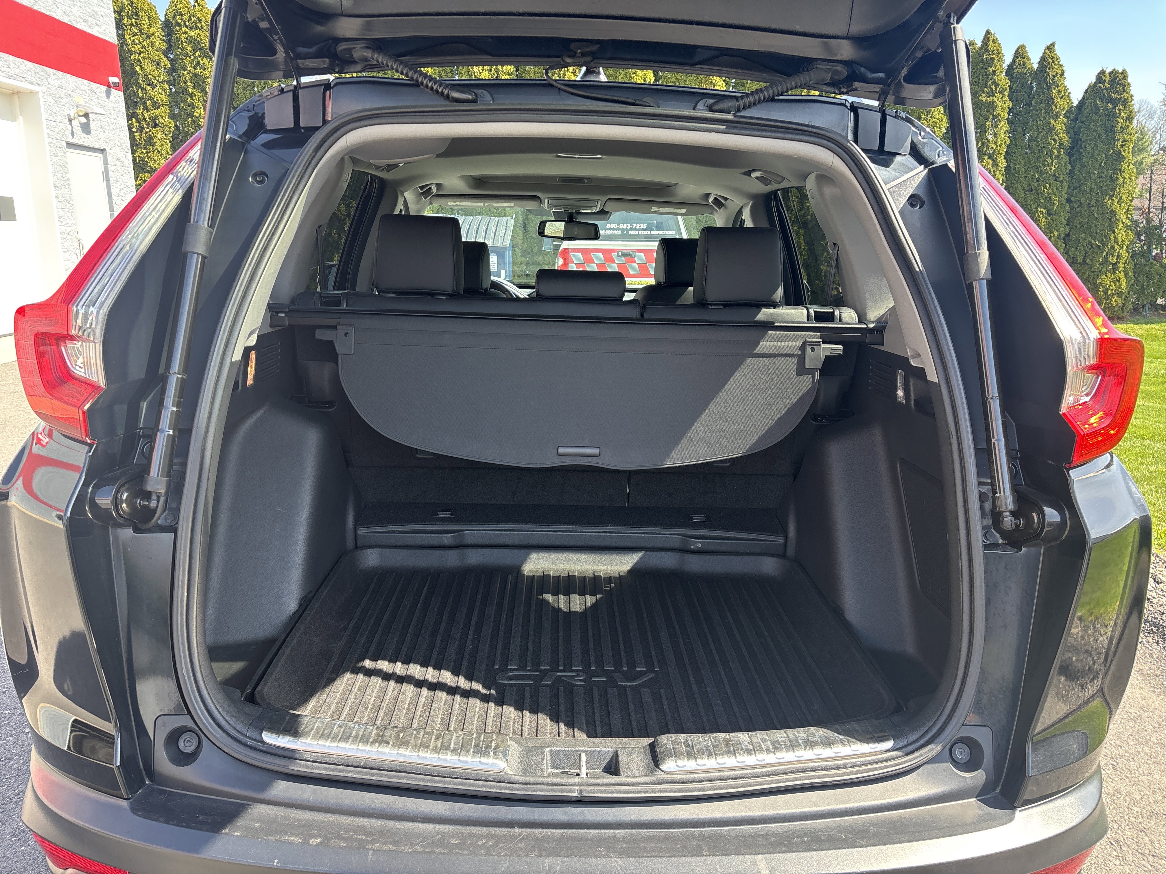 Used 2018 Honda CR-V Touring video 5