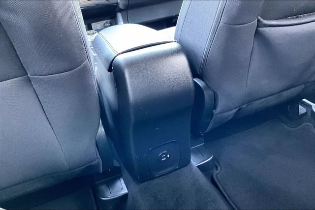 Used 2022 Ford Escape SE FWD image 10